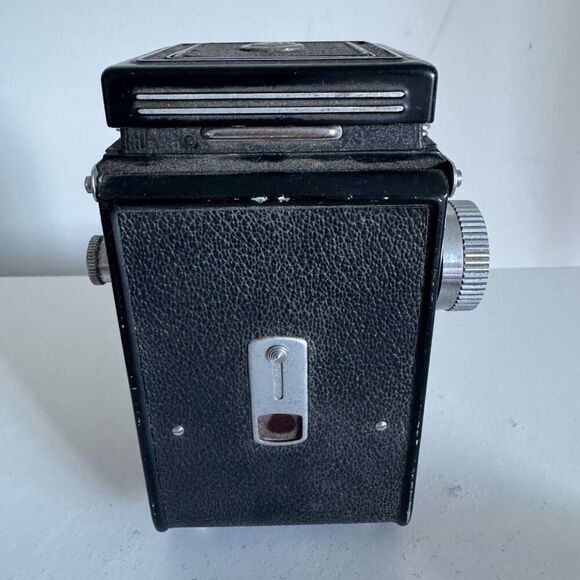 Vintage Yashika A 120 Film Twin Lens Film Camera - Picture 3 of 8